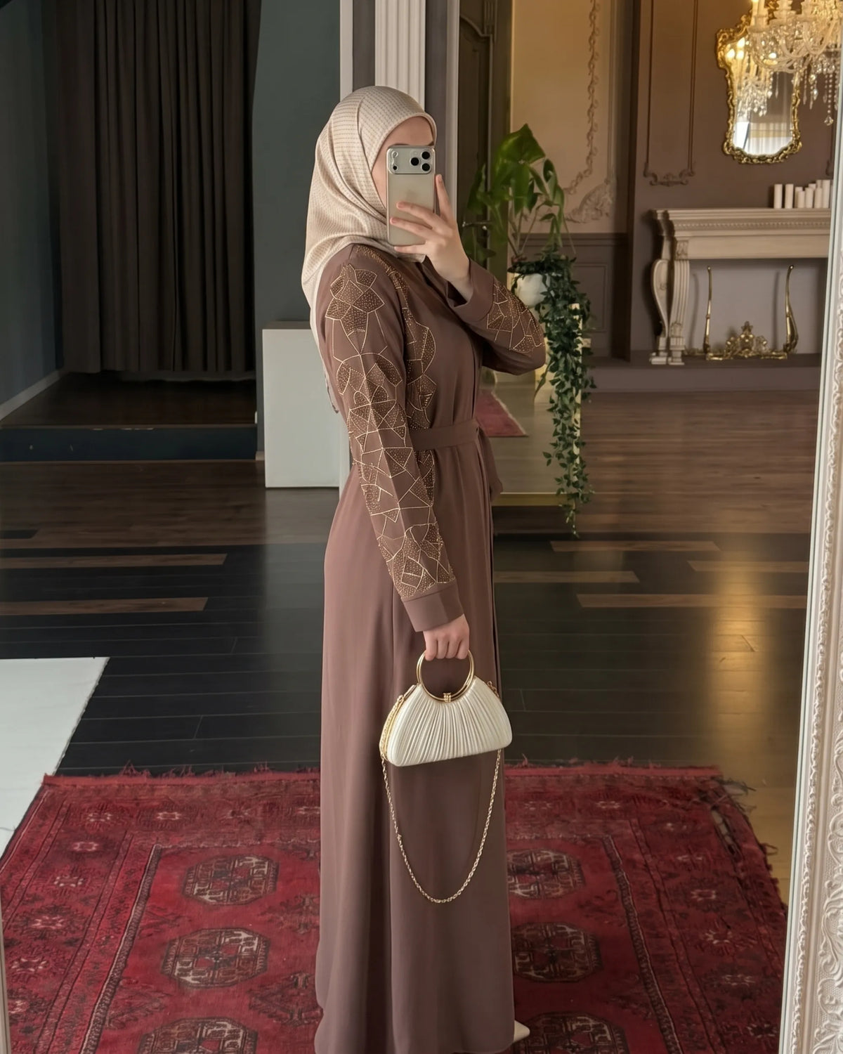 Abaya Esin