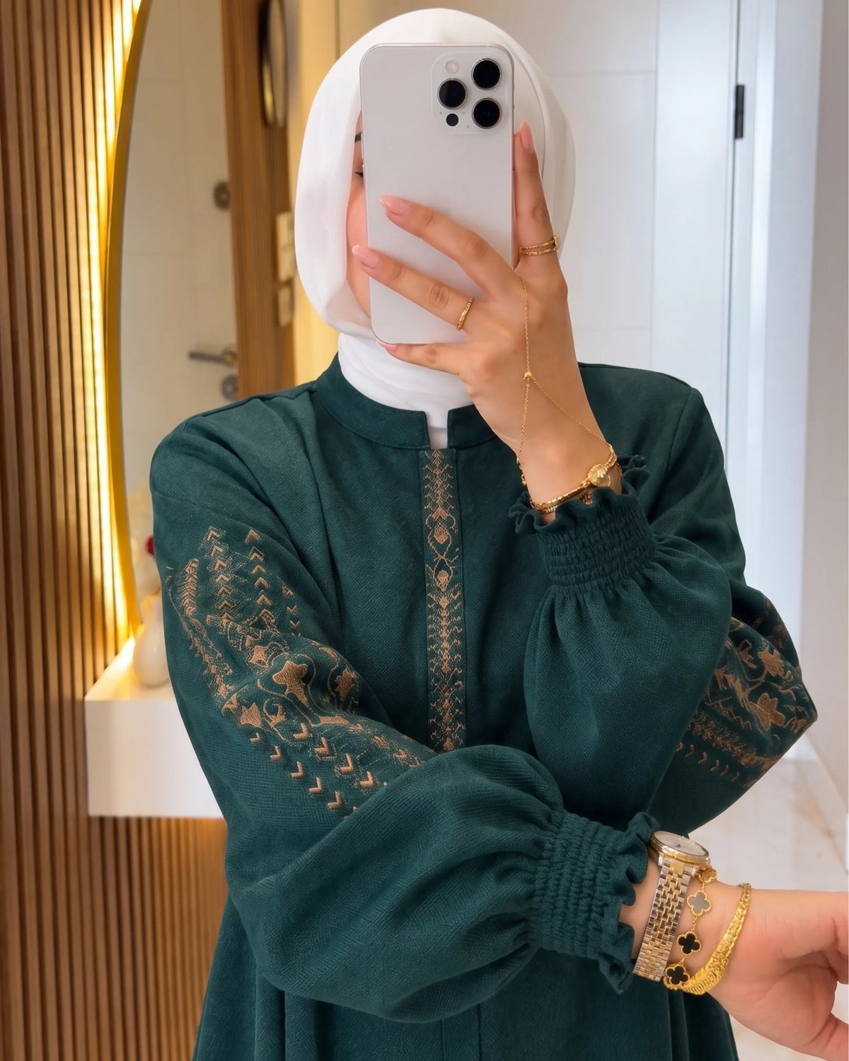 Jilbab Medine